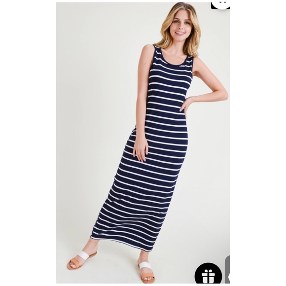Striped navy & white maxi dress - Picture 3 of 5
